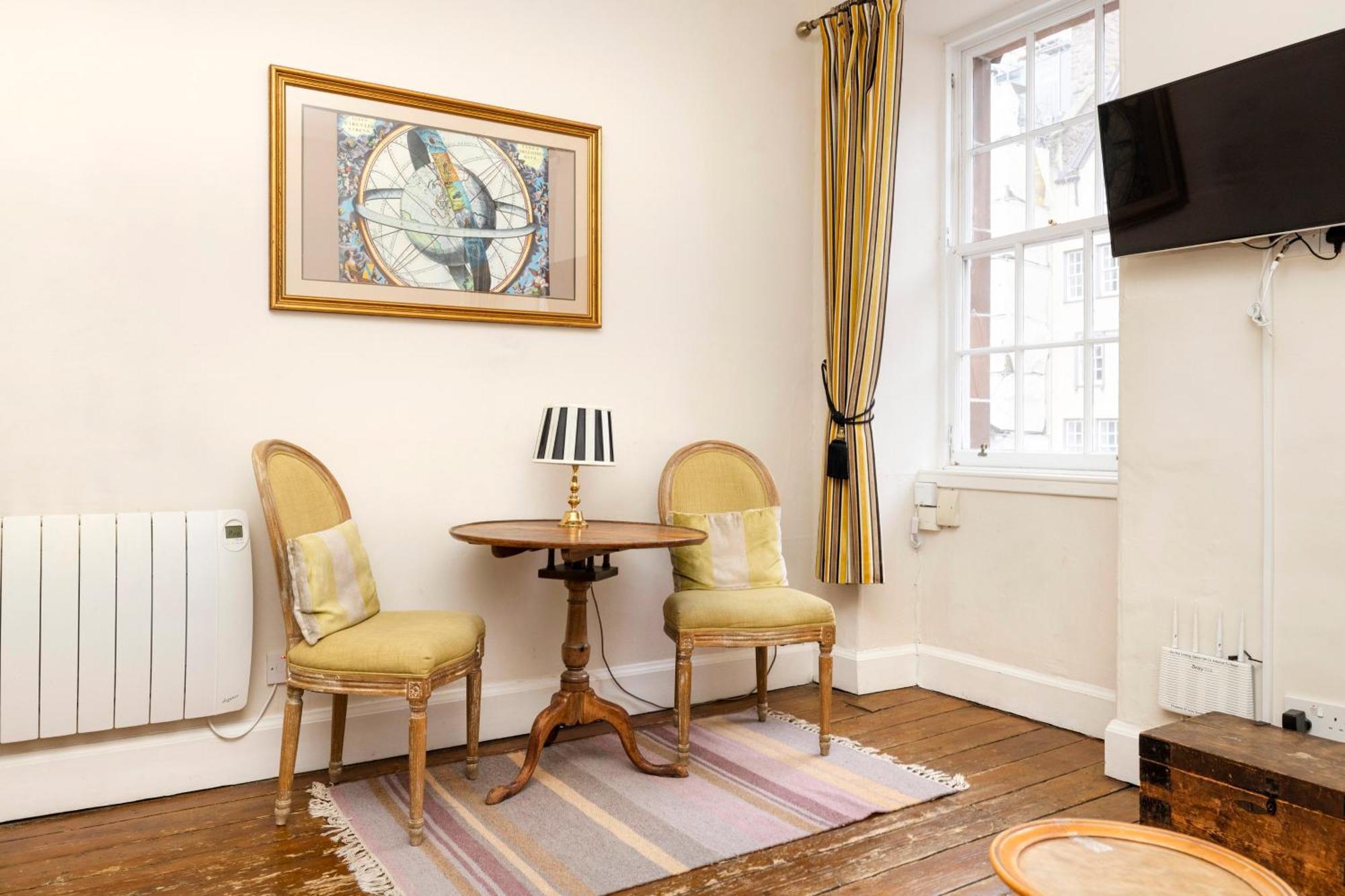 Joivy Classy Apartment Near Edinburgh Castle Edimburgo Exterior foto