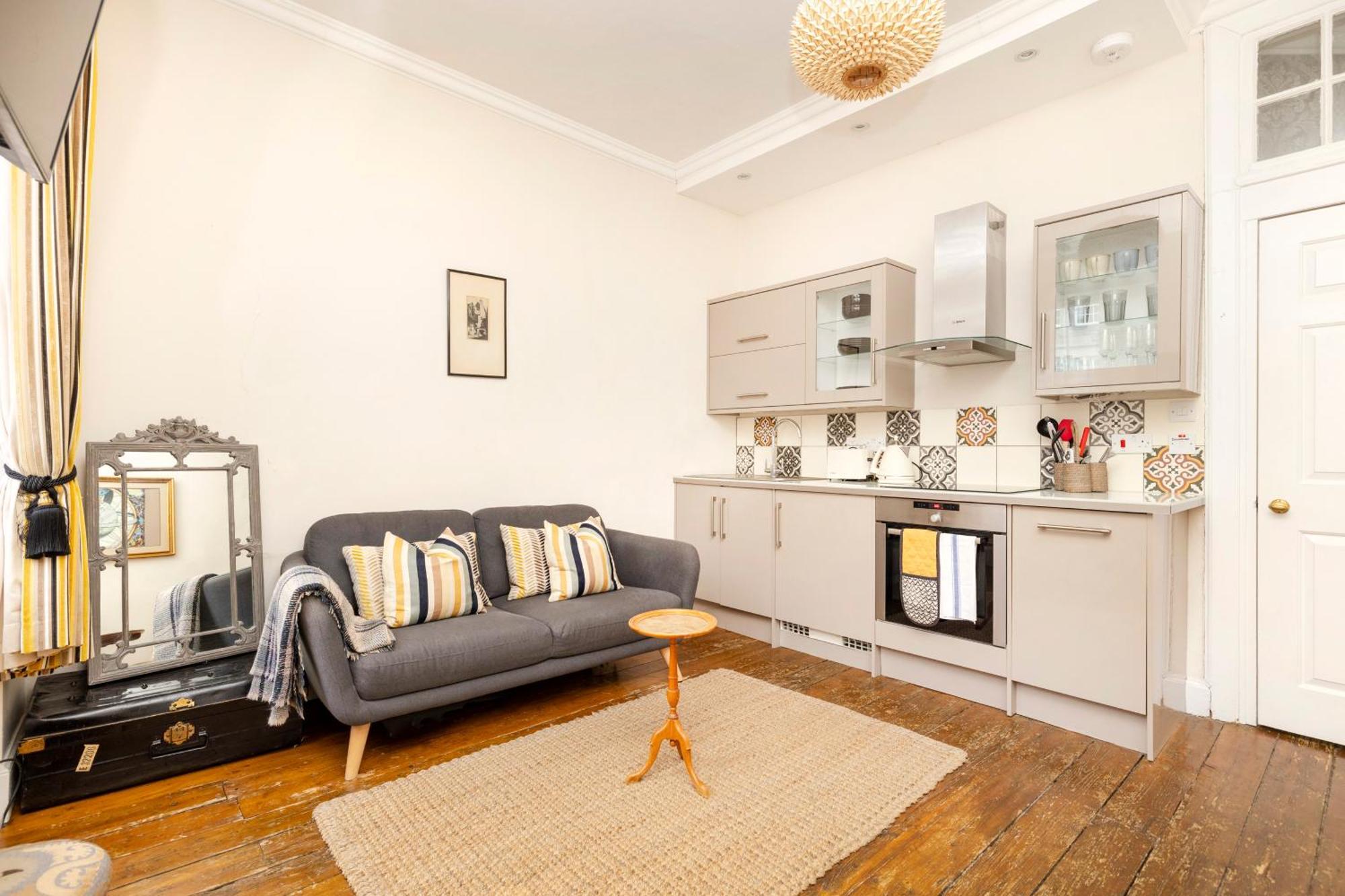 Joivy Classy Apartment Near Edinburgh Castle Edimburgo Exterior foto