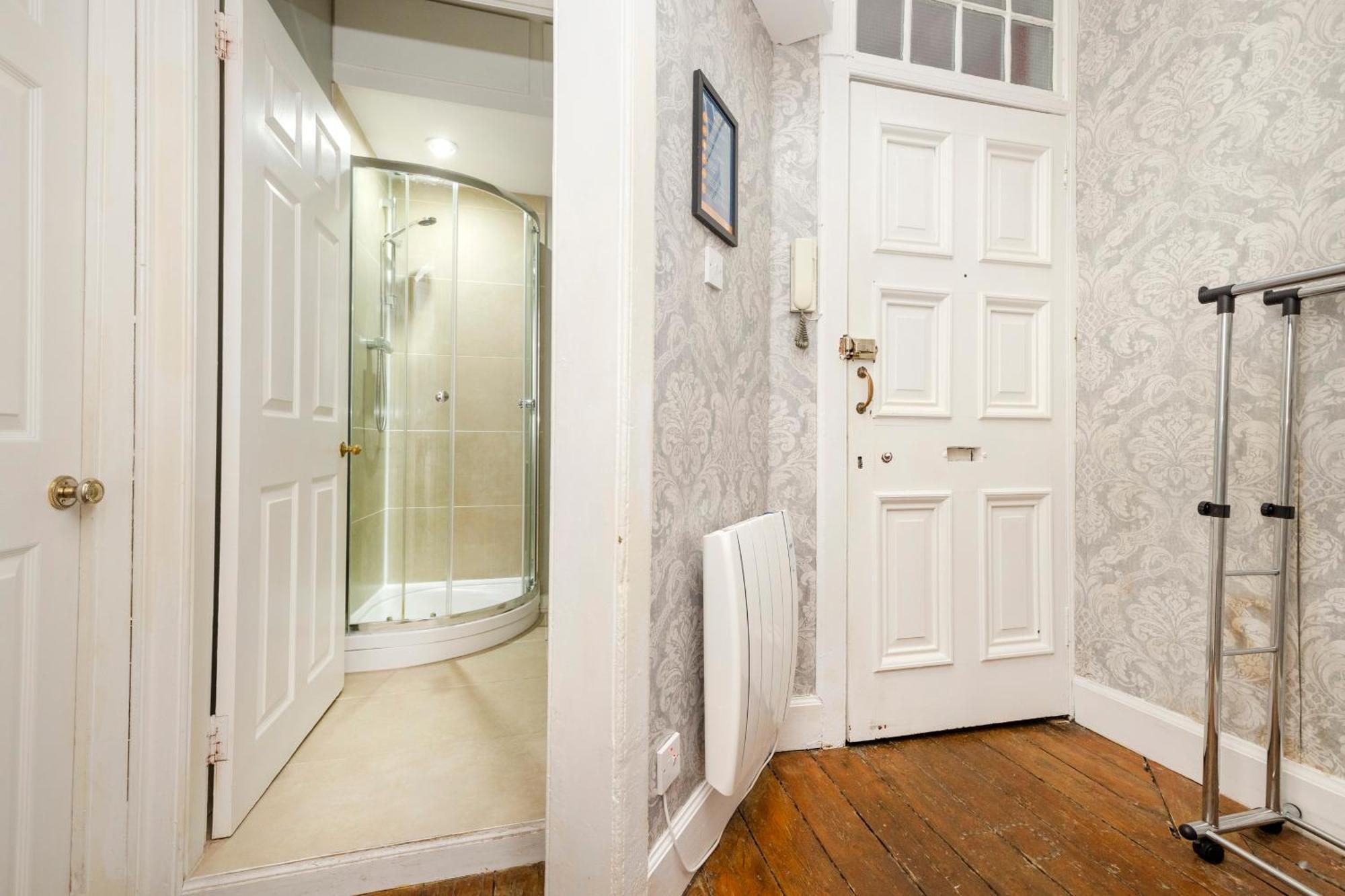 Joivy Classy Apartment Near Edinburgh Castle Edimburgo Exterior foto